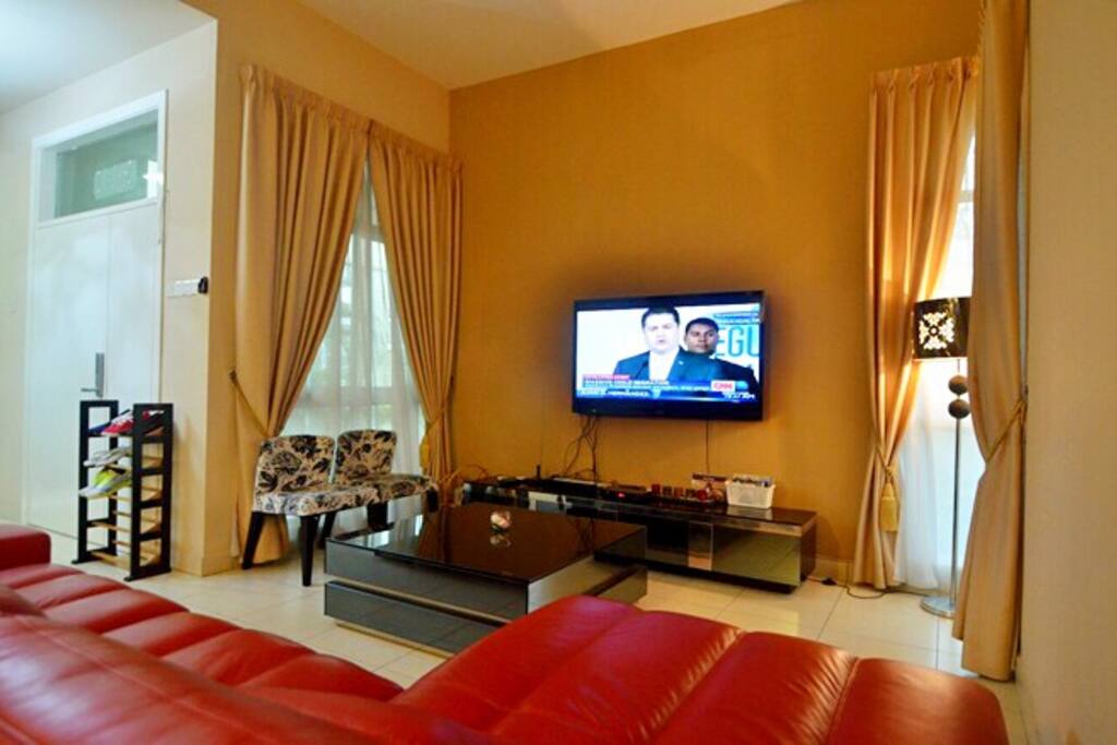 3D TV and full leather L shape sofa