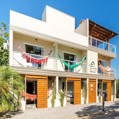 Entire home with 1 bedrooms in Palhoça - Loft charmoso perto da praia - Madre Guarda