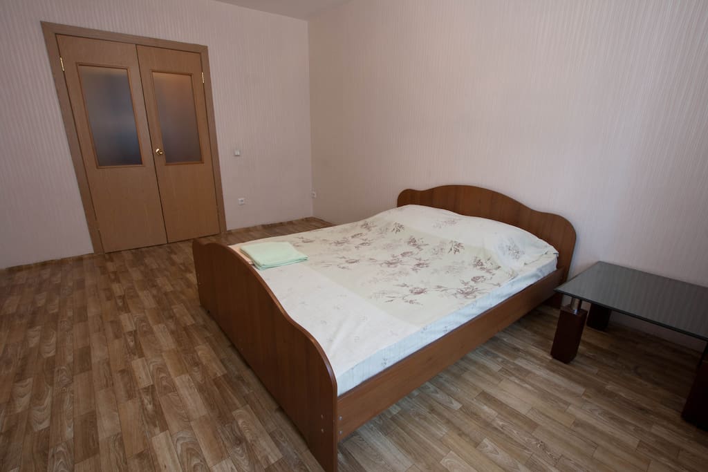Кровать
