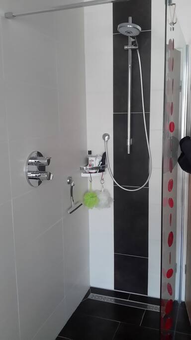 Dusche