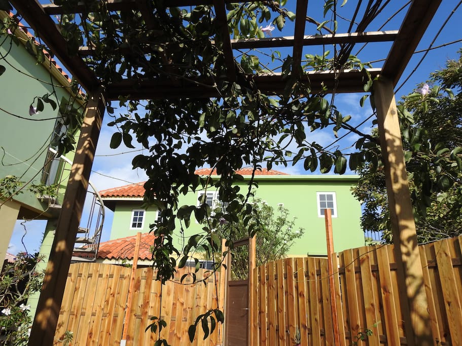 'Gazebo' patio