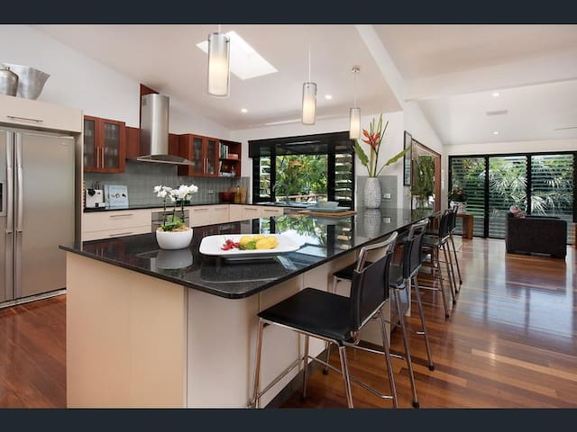 Sunrise Beach Tropical Haven