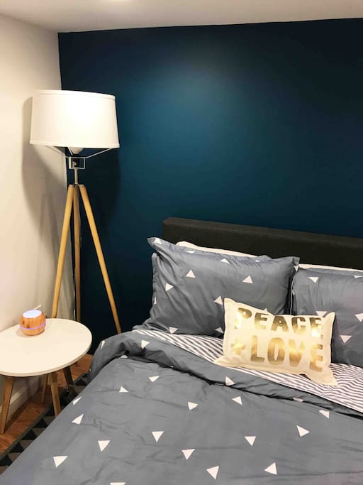 Your cozy Hamptons home away from home.