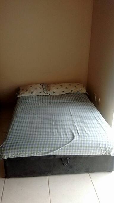 Sofá/ Cama