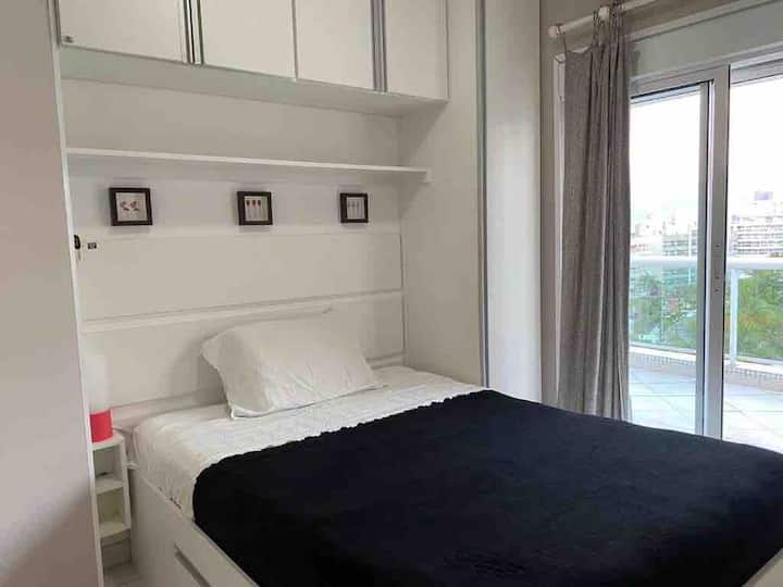 Dormitorio doble con baño privado 