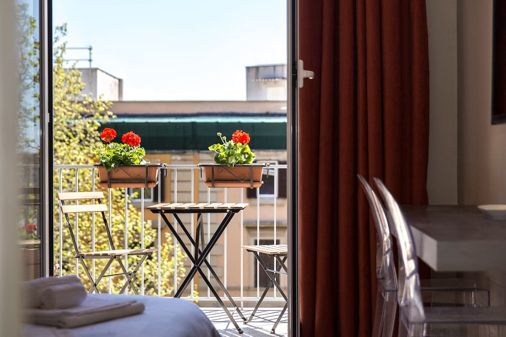 balcone camera