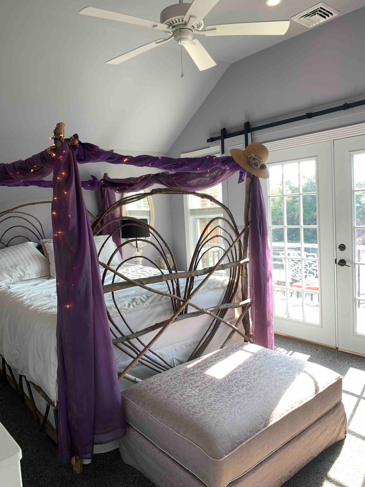 ห้องนอนด้านหน้า 