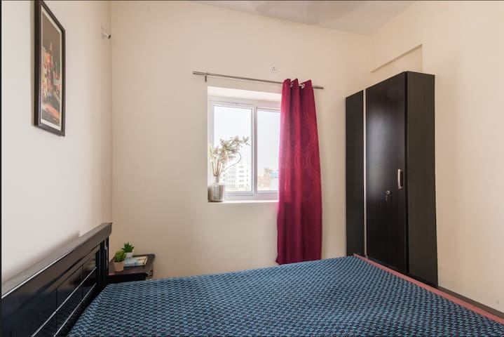 Buzz CoLiving managed Airbnb listing 2