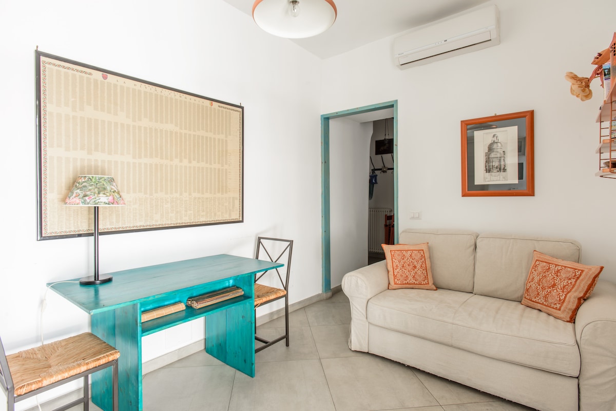 Top Airbnb: Casetta-Belvedere Charming residence with sea view in Napoli