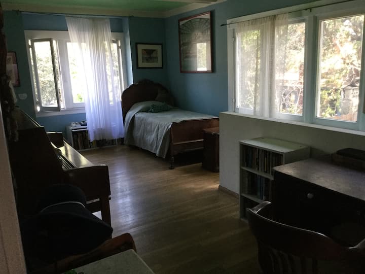 Предна соба