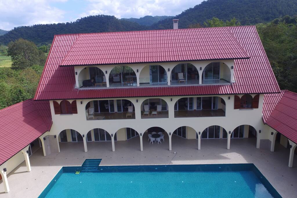 Villa Elysium vom Mekong her gesehen