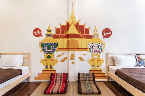Thai Yak house/Bangkok Old town/10pax  Kaosan rd