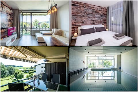 *Black Forest Schwarzwaldblick* Pool+Balkon+Wifi