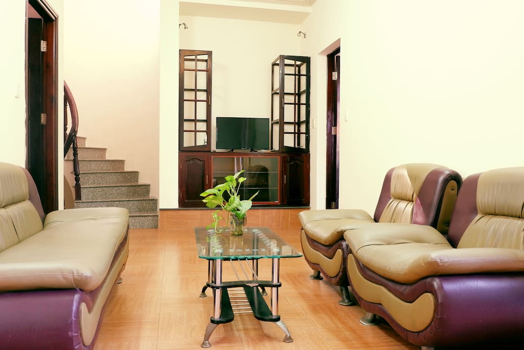 Spacious living room of Ali Villa 4 in the first floor