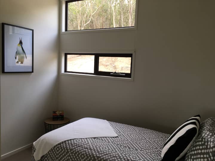 Third bedroom - Two single beds