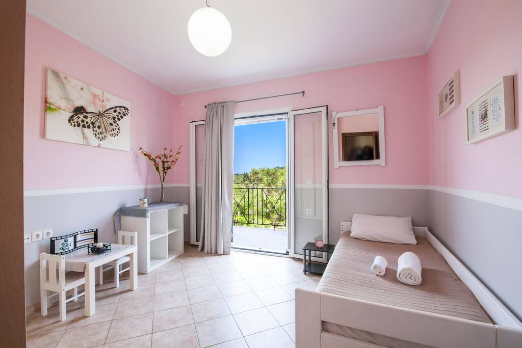 Twin Bedroom