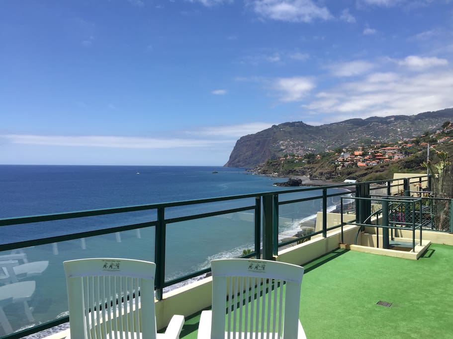 Private rooftop terrace with ocean & mountain view