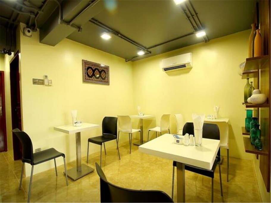 restaurant