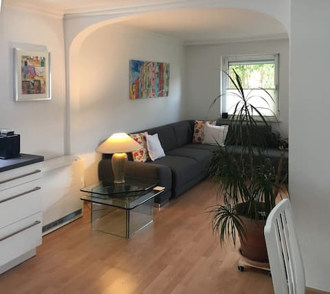 Top Airbnb: Offenbach, 2-room apartment with private entrance in Offenbach Am Main