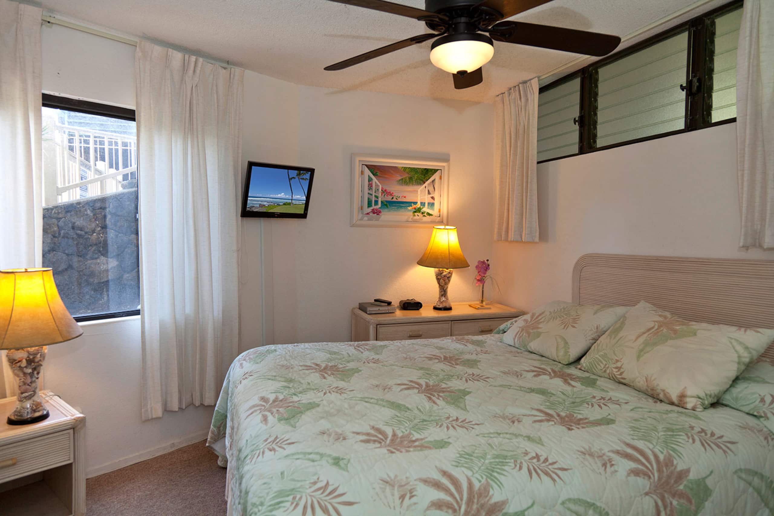 Condo in Kailua-Kona · ★4.67 · 1 bedroom · 1 bed · 1 bath - Image 4