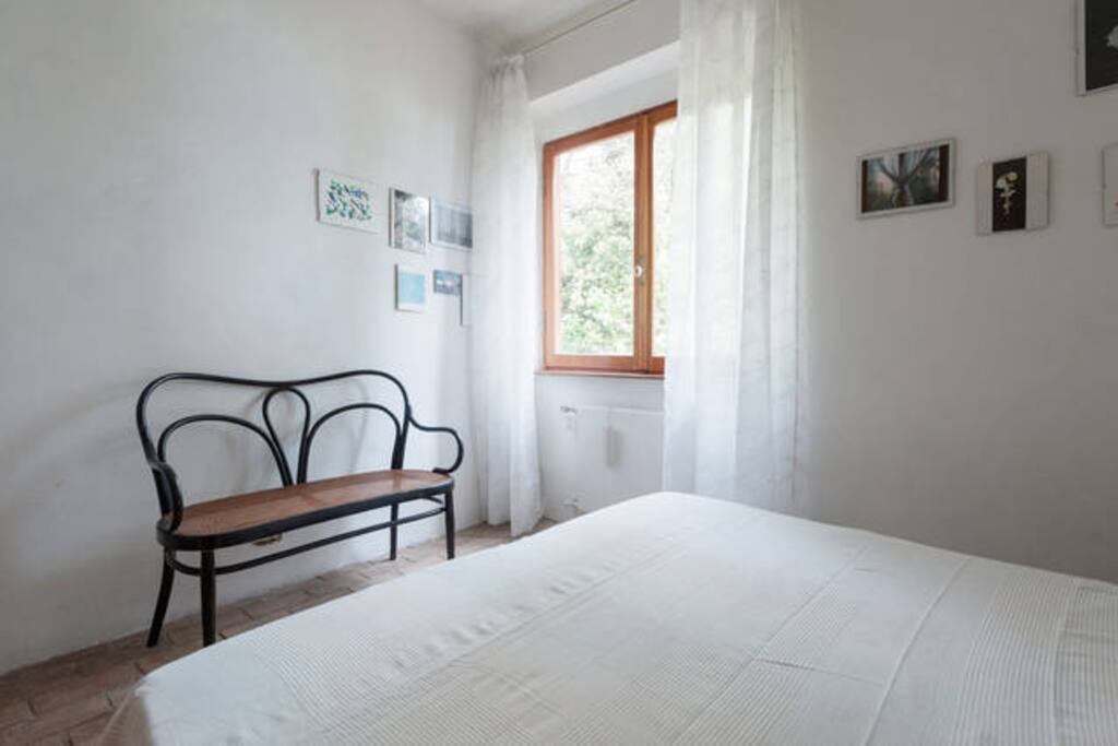 Room 3 (Green Room)
