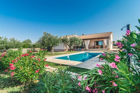 Amazing Villa Lorraine for enjoyable gateway