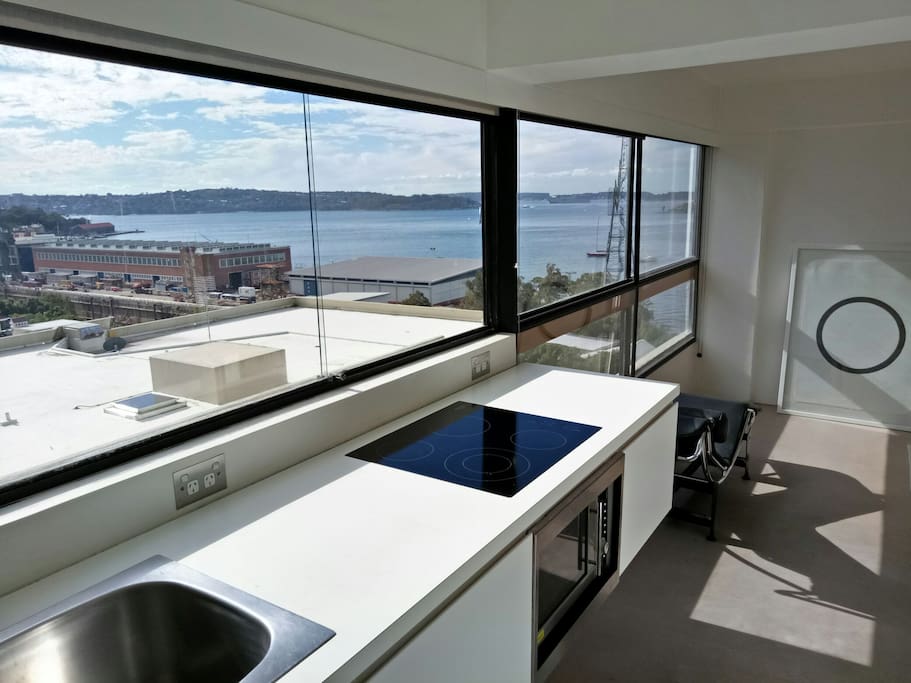 Kitchen with 180 degree view