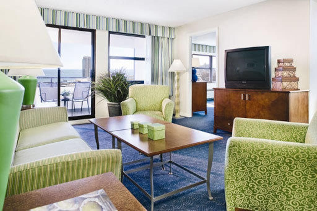 Living Room with pull out sofa