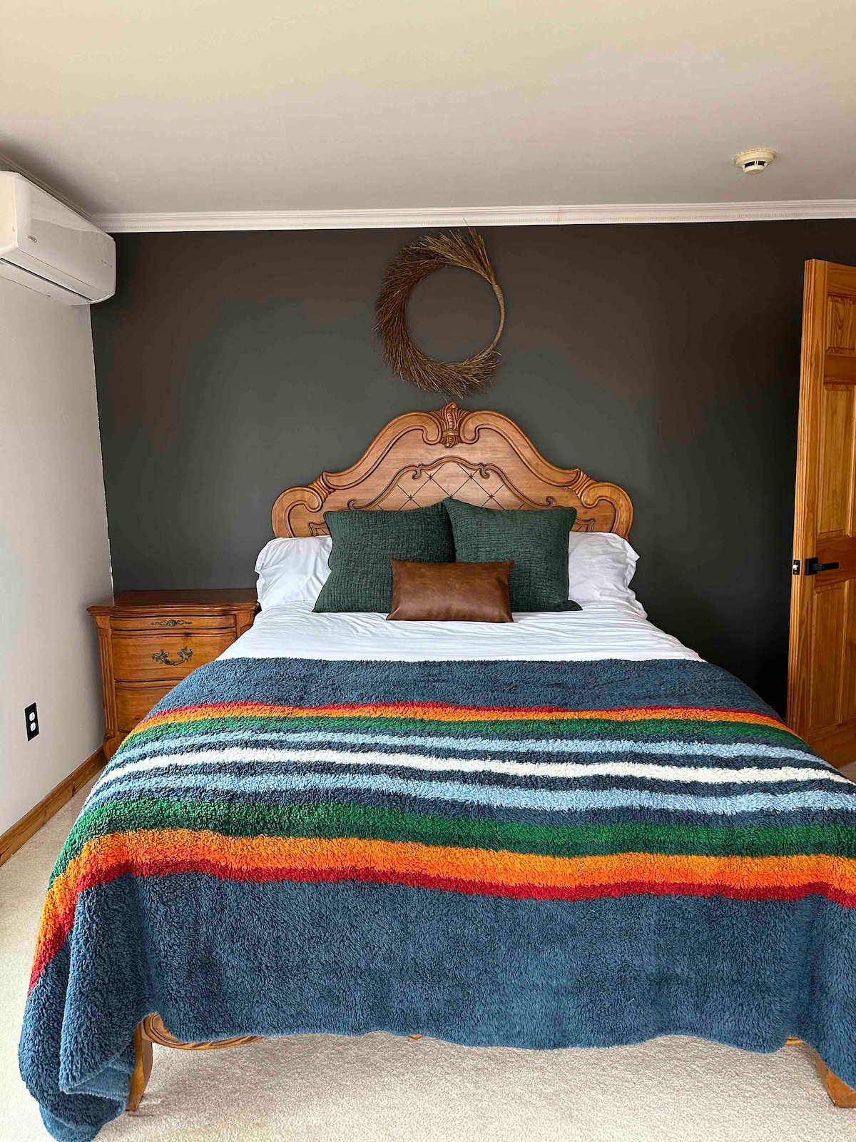 Slaapkamer op de bovenste verdieping - queensize bed