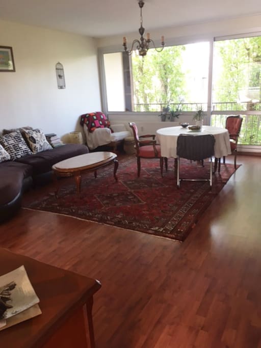Salon et salle à manger / living dining room