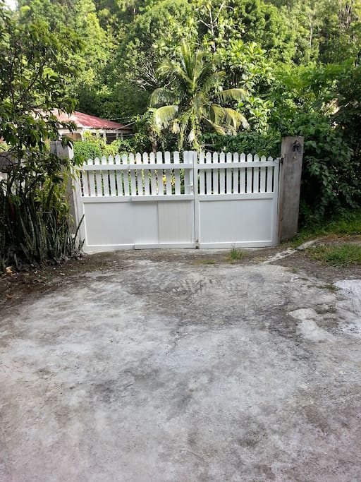 Portail d'entrée de la Cocoyère