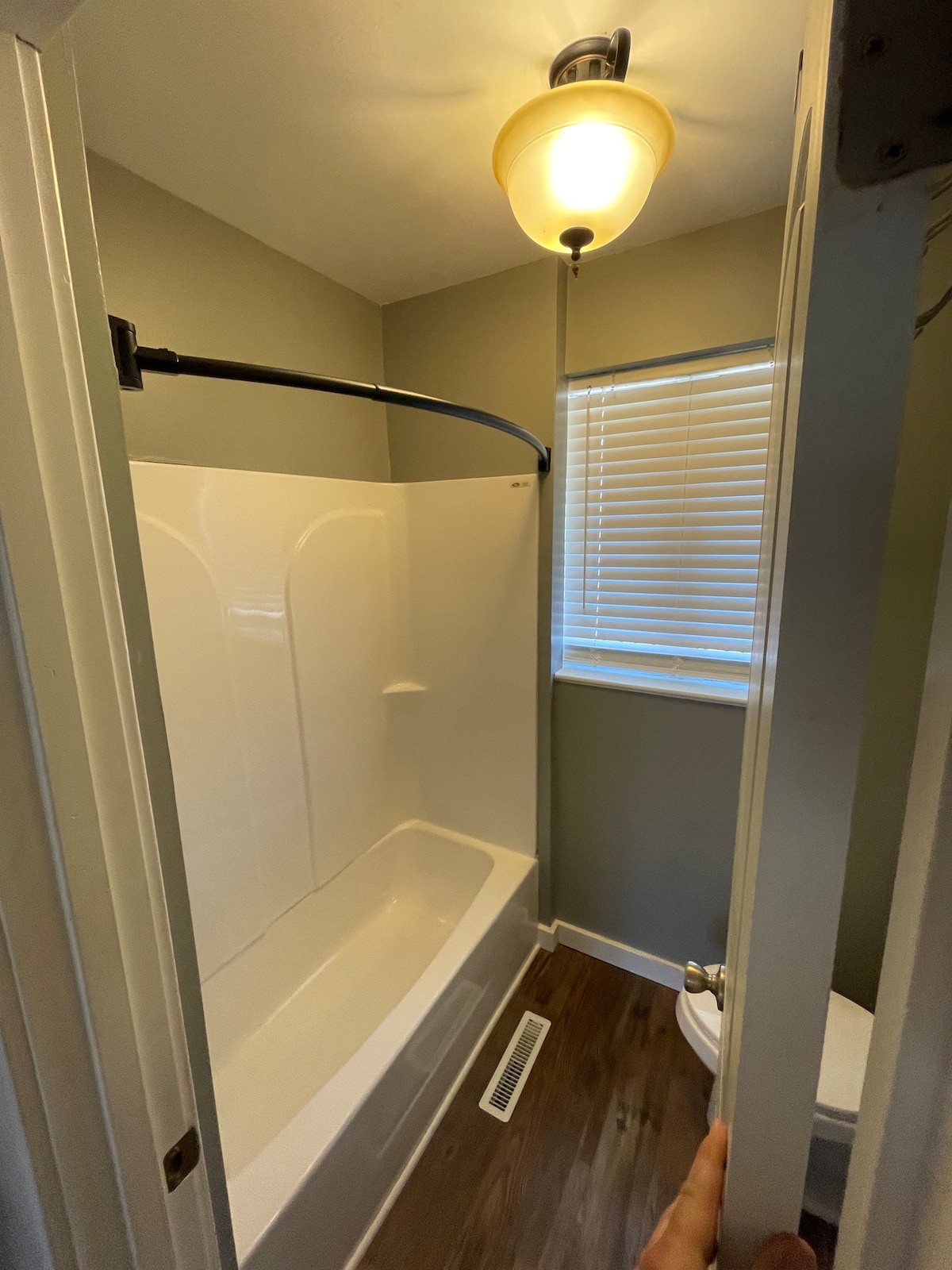 Country Club Estate — photo 19