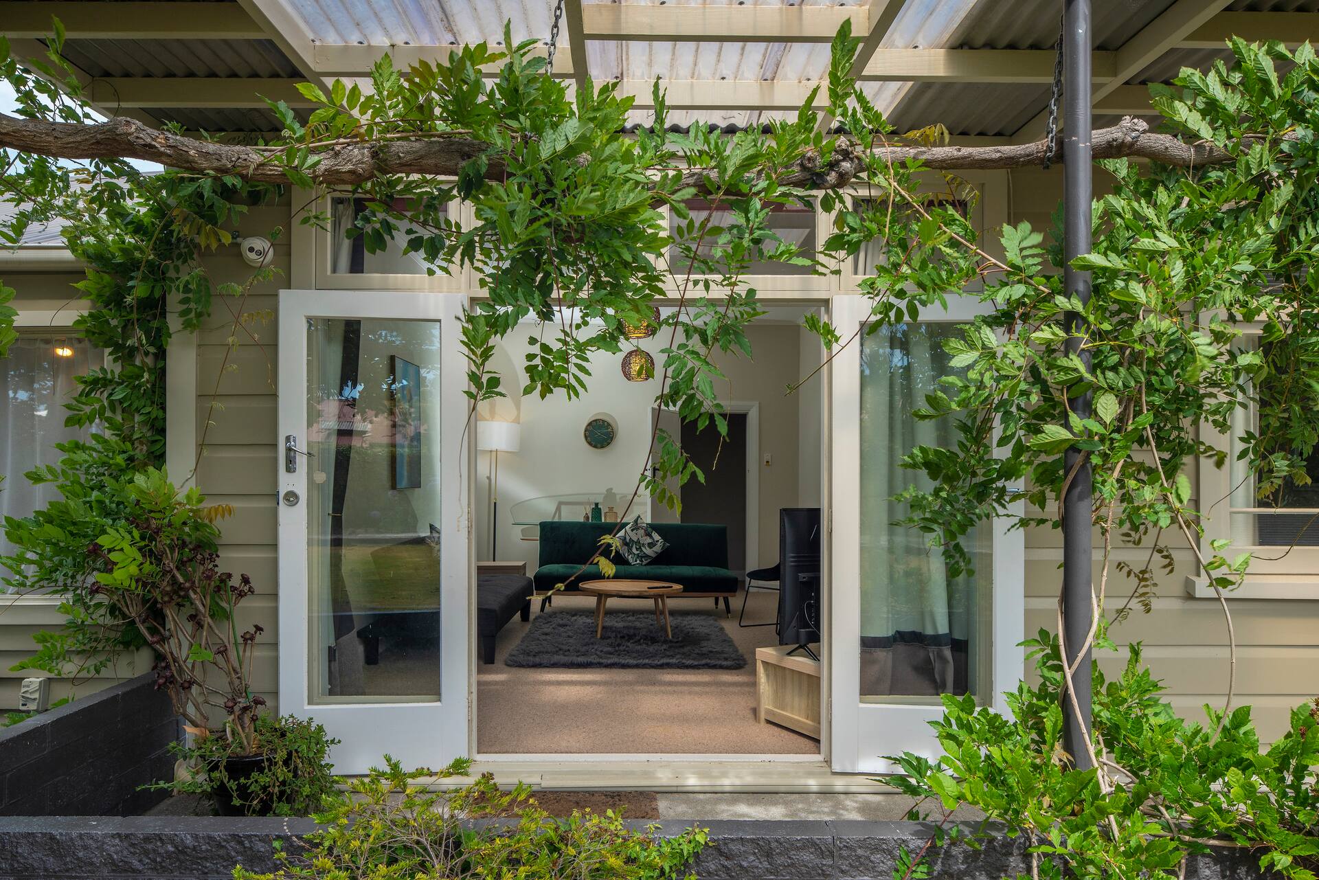 U Studios Masterton, SureStay Collection by BW