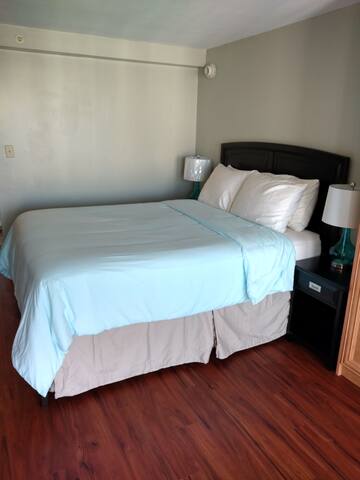 Waikiki Studio