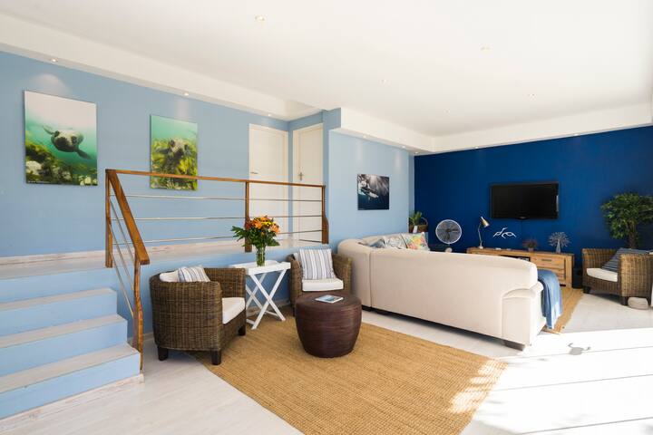 PingusHouse in Simons Town, Private Pool & Garden gallery image 3