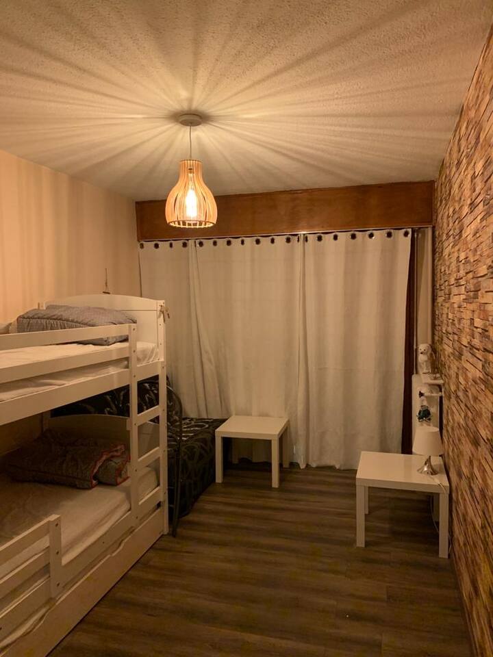 Bilik tidur: 3 katil 90x190 dan katil clic clac 140