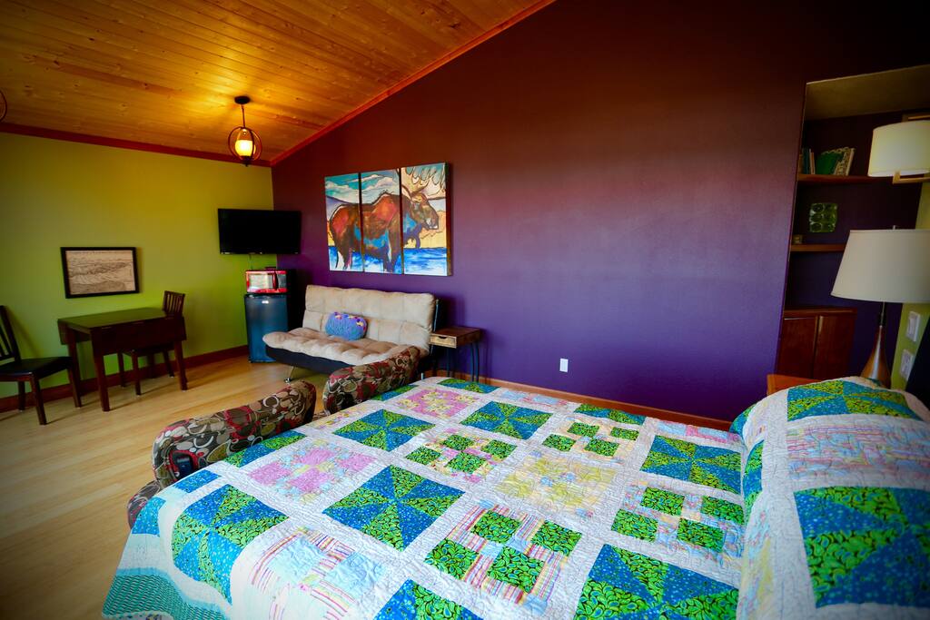 Master guest suite.