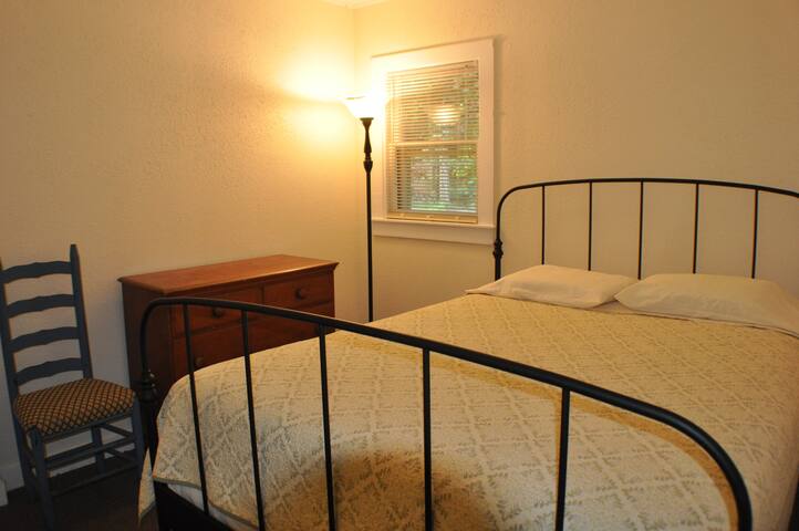 Pine Grove Cottages In Lg Village 2br Cabins For Rent In Lake