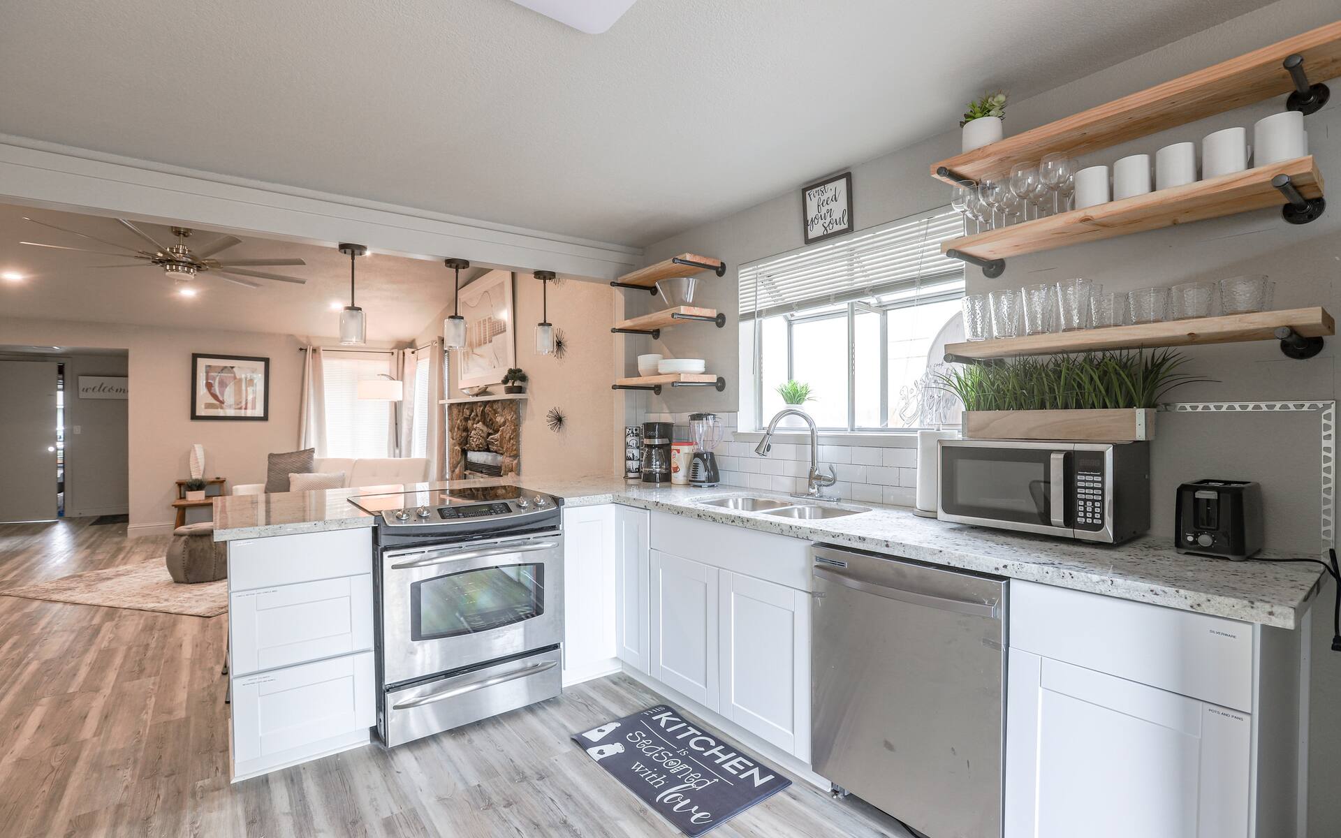 Modern Home Perfect for Vacations in Sparks / Reno — photo 5
