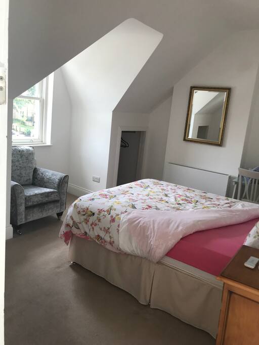 Front double room with lovely window and views