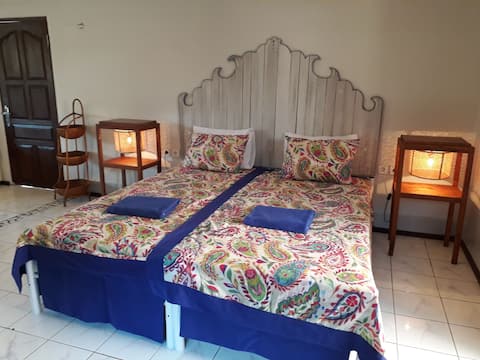 Deluxe quadruple room for friends and family