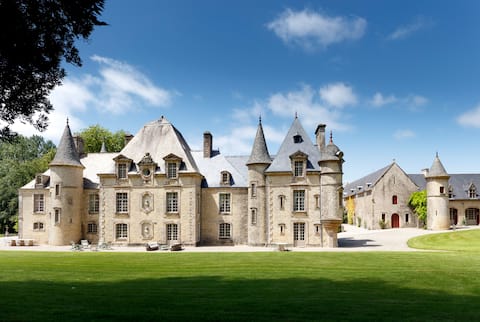 D'DAY LUXURY CHATEAU WITH POOL IN NORMANDY