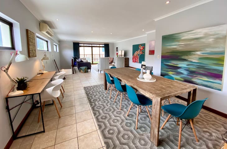 Thavma: Modern apartment Claremont Cavendish gallery image 2