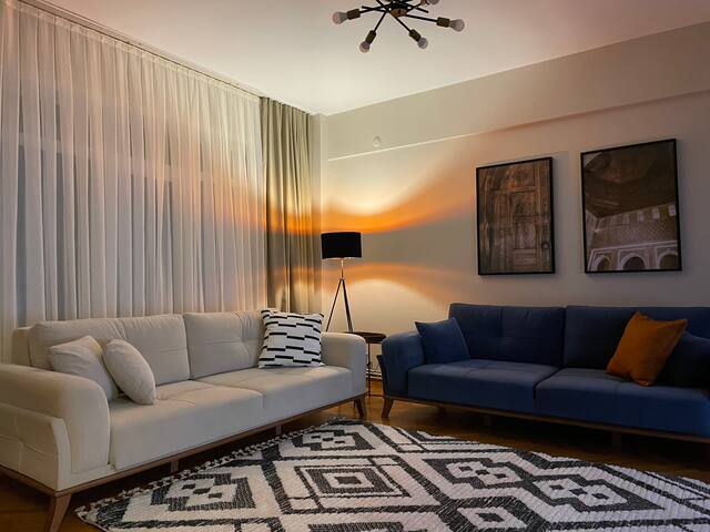 Stylish family stay apartment gallery image 3