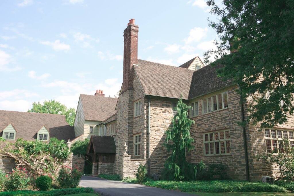 Your Own Mansion - Brasenhill Mansion