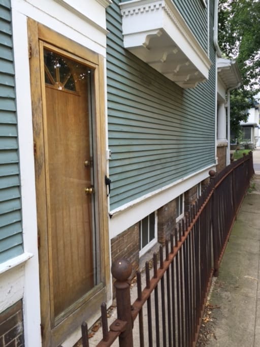 Private door with Key box for 24 hour check in