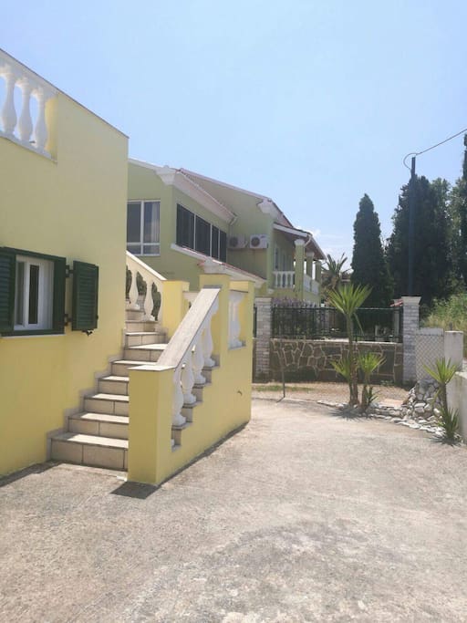 Steps leading to roof terrace.