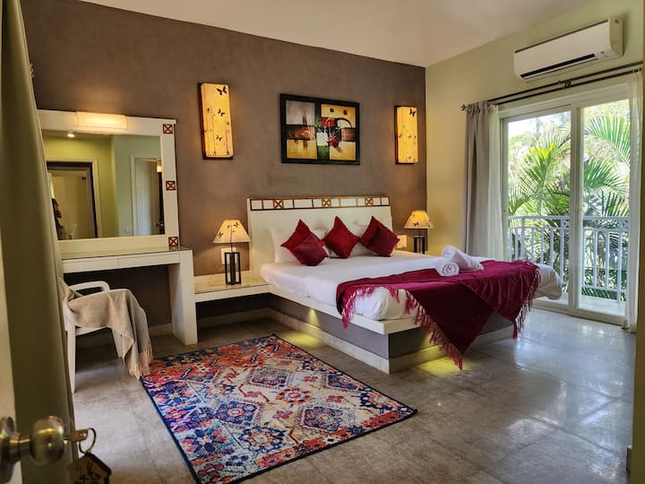 Bedroom 1 image 2