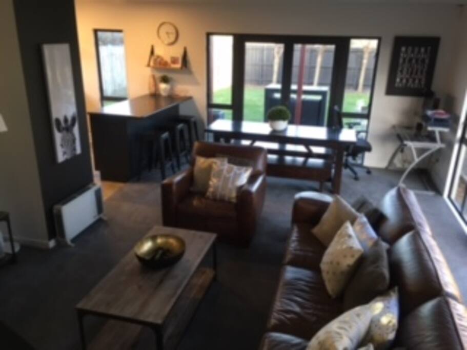 Open plan lounge, dining, kitchen