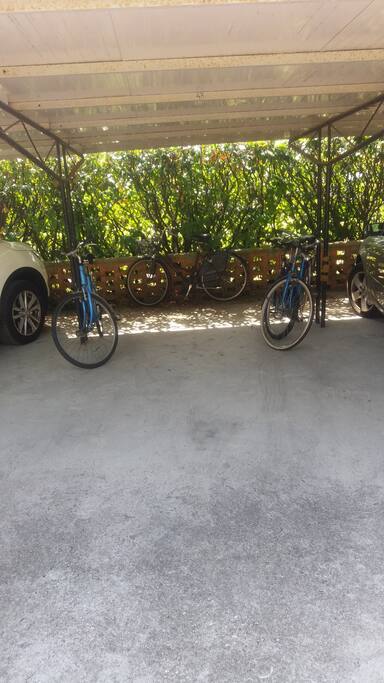 Posto auto coperto esclusivo